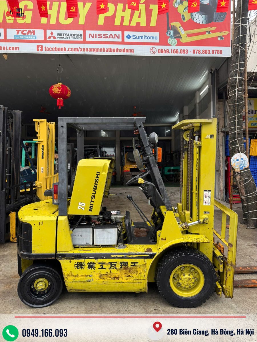 Xe nâng dầu